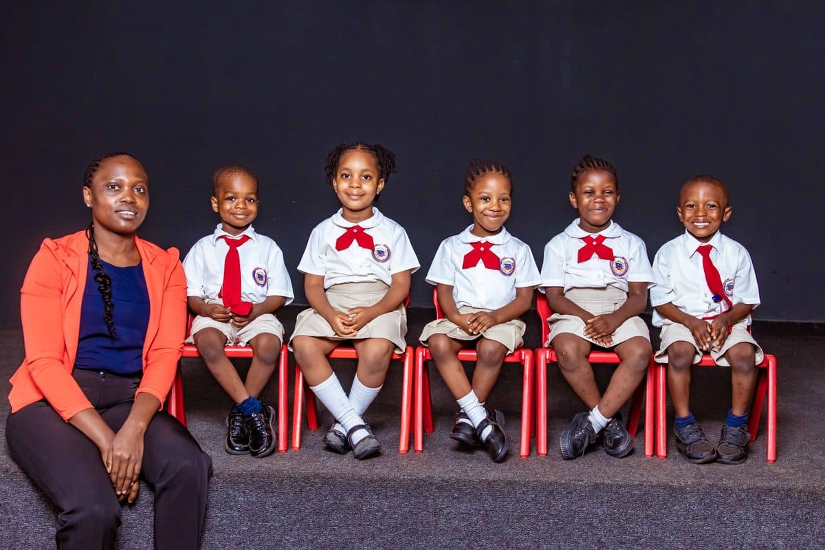 Class photograph with their teacher