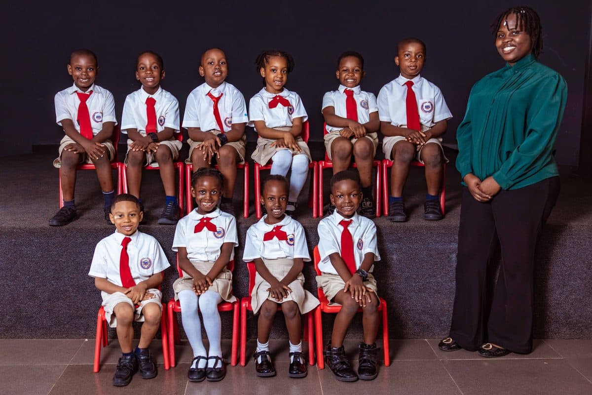 Class photograph with their teacher
